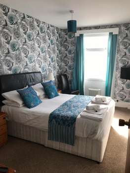 www.hotel242.co.uk