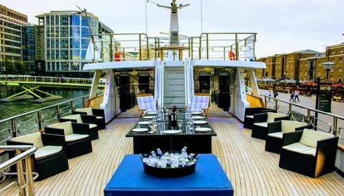www.absolutepleasureyacht.com