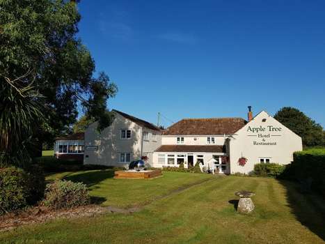 www.appletreehotel.co.uk