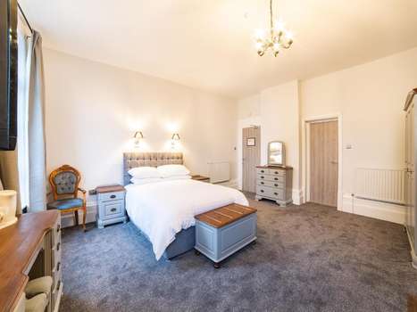 www.churchillshotel.co.uk