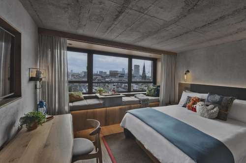 www.treehousehotels.com