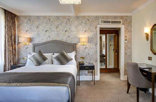 www.rathbonehotel.co.uk