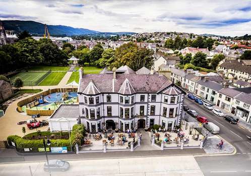www.thewhistledownhotel.com