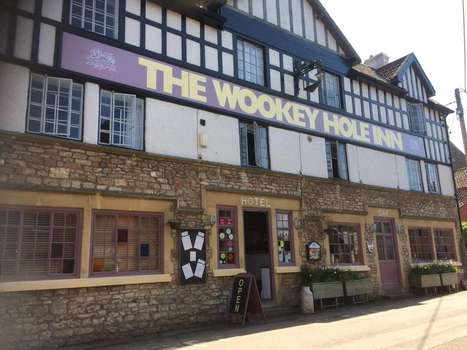 www.wookeyholeinn.com