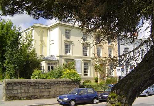 www.thegrovehotel.co.uk