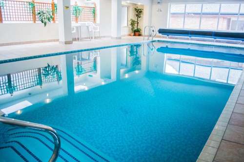 www.beachlandshotel.com