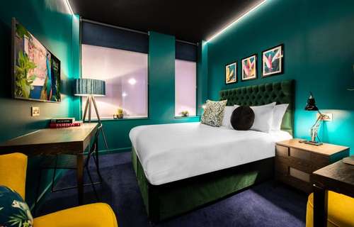www.huxhotel.com