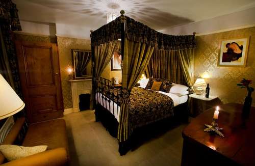 www.theoldregistryhaworth.co.uk