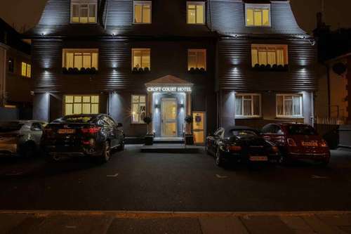 www.croftcourthotel.co.uk