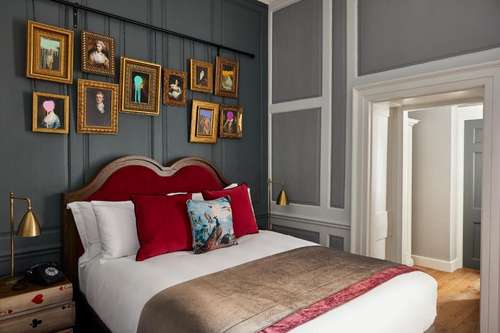 www.hotelindigo.com
