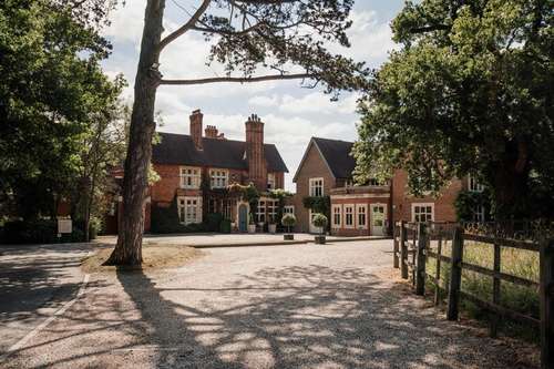 www.pontlandsparkhotel.co.uk
