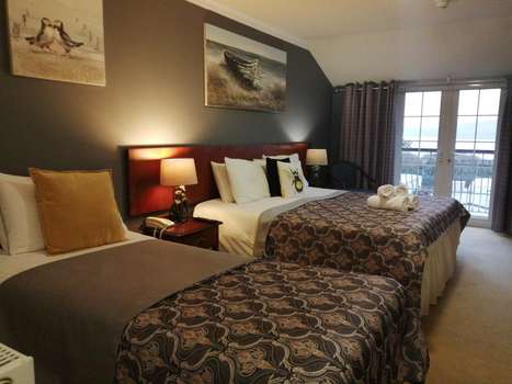 www.threerivershotel.co.uk