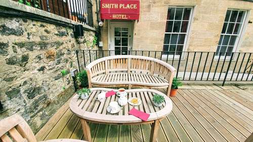 www.smithplacehotel.com