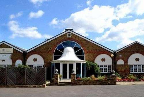 www.rivenhallhotel.com
