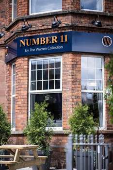 www.warrencollection.com