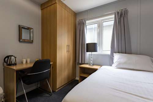 www.nightelhotel.com