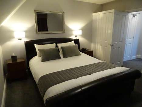 www.thebeecheshotel.co.uk