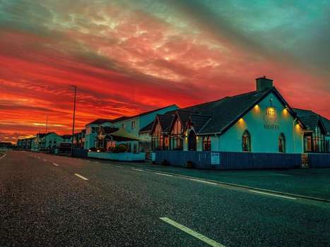 www.innonthecoastportrush.com