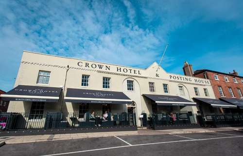www.crownhotel-bawtry.com