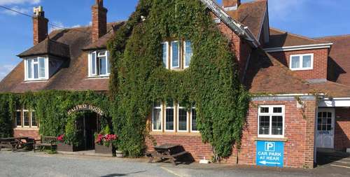 www.halfwayhotelyeovil.net