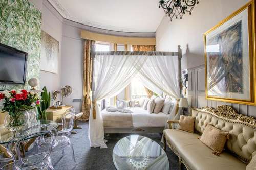 www.brunswicksquarehotel.co.uk