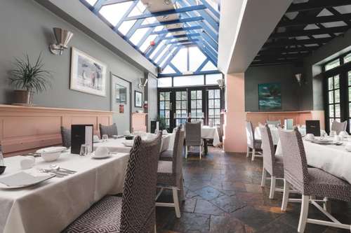 www.hotelceilidh-donia.co.uk
