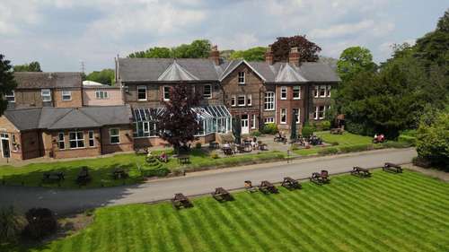 www.burnhallhotelyork.com