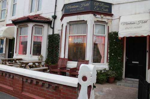 www.mardoniahotel.com