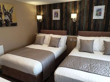 www.coronahotelblackpool.co.uk