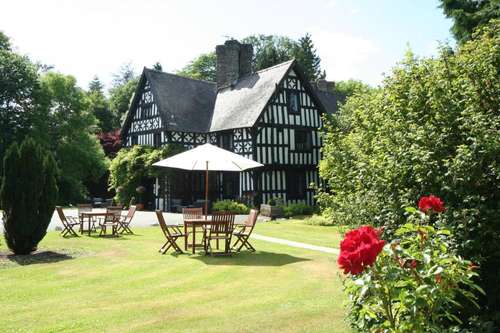 www.maesmawrhall.uk