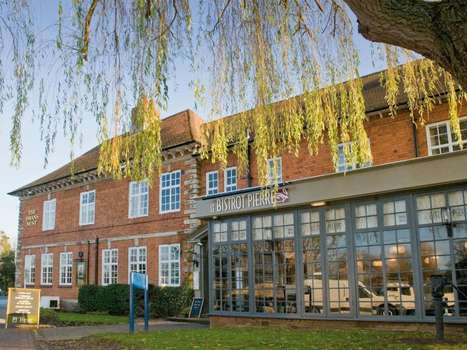 www.swansnesthotel.co.uk
