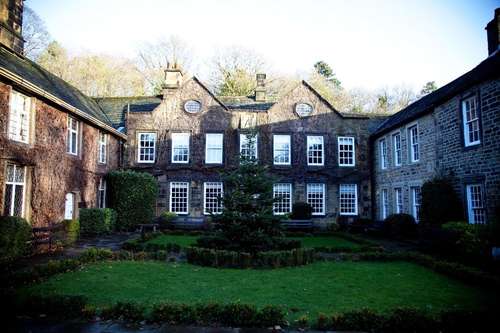 www.whitleyhall.com