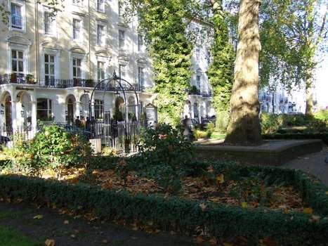 www.aga-london-hotels.com