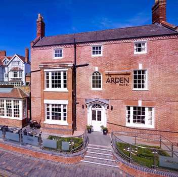 www.theardenhotelstratford.com