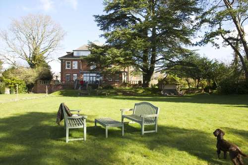 www.themanoratsway.com