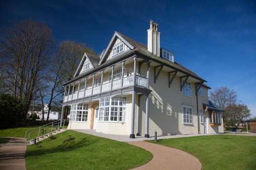 www.buckfastaccommodation.org.uk