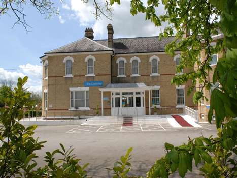 www.gatwickcambridgehotel.co.uk