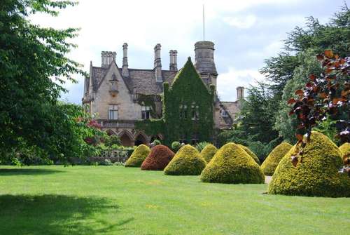 www.manorbythelake.co.uk