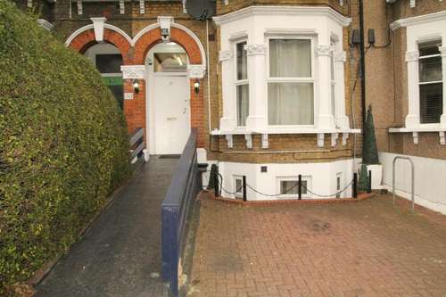 www.londonolympushotelnirvana.com