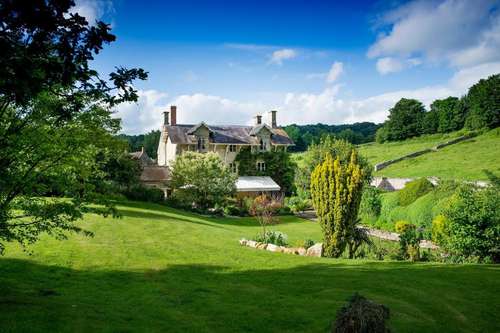www.howardshousehotel.co.uk