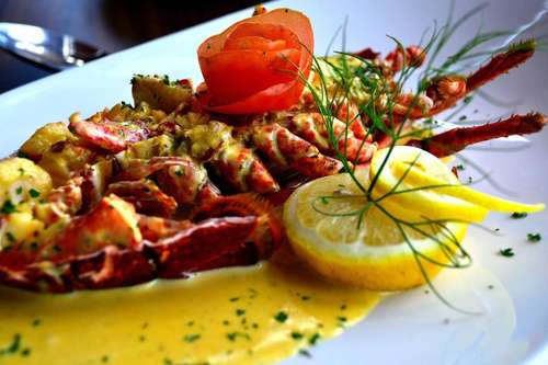 www.crownhotelportpatrick.com