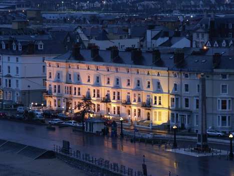 www.merrion-hotel.com