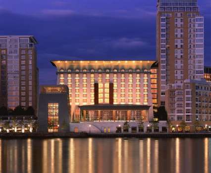 www.canaryriversideplaza.com