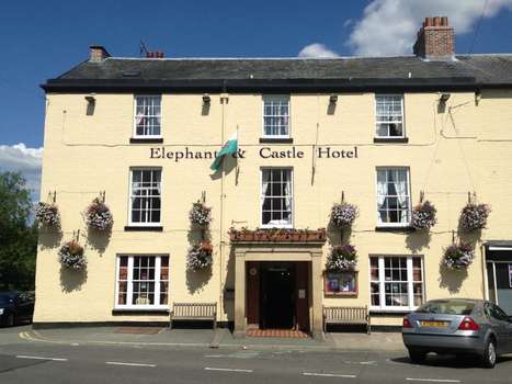 www.elephantandcastlehotel.co.uk