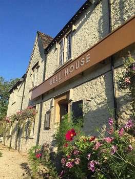 www.thebellhousehotel.co.uk