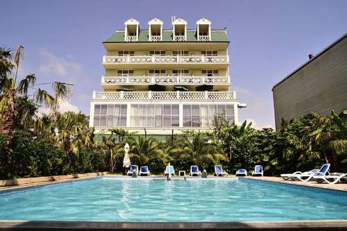www.national-hotel.ge