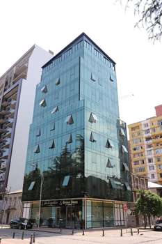 www.hotelgreenglassbatumi.com