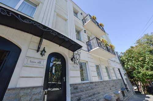 www.cityinntbilisi.com