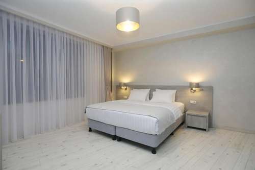 www.sthotel.ge