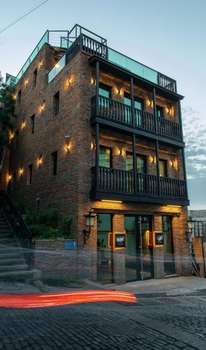 www.pantomimehotel.ge
